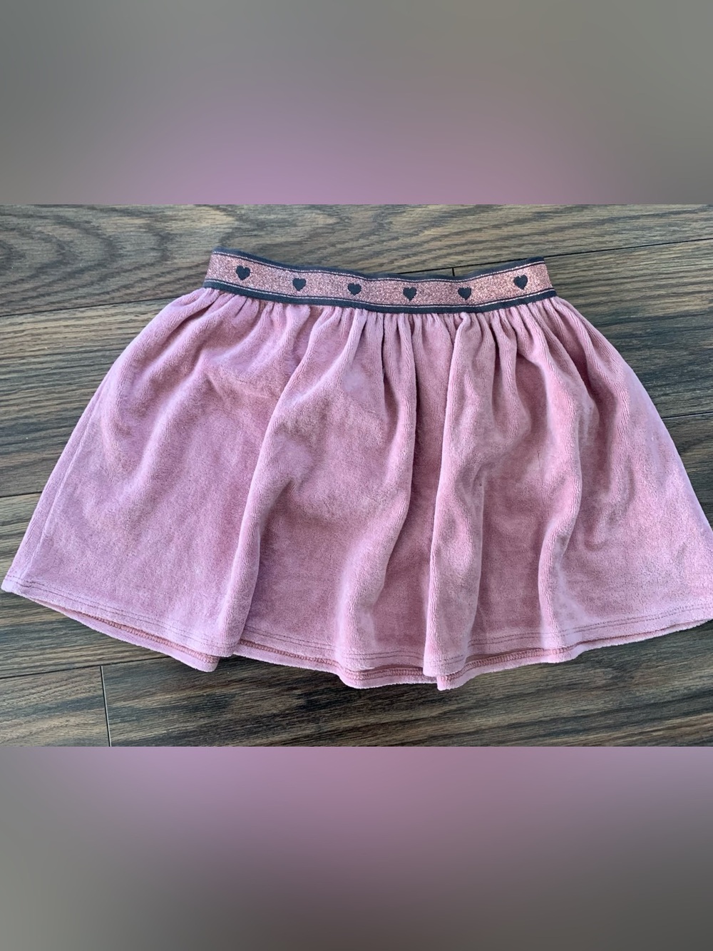 Cute velvet Skirt with Heart-Trim Waistband Size 4-6yrs